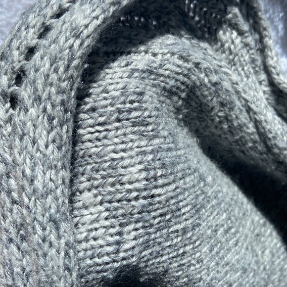 Knit Dynamite Sweater! - Picture 3 of 3